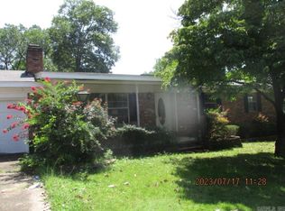 410 Cedarwood St, Hot Springs, AR 71901
