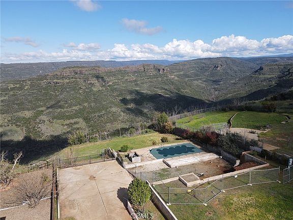 3rd image of 183 Valley Ridge Dr Lot 8