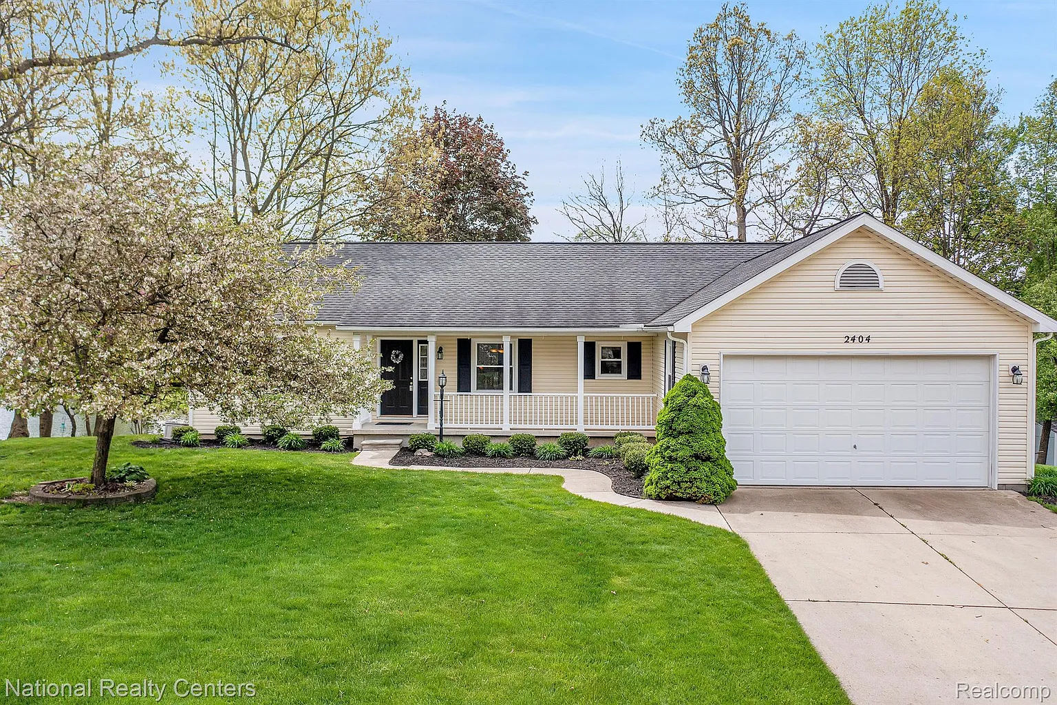 2404 Chestnut Bnd photo 1