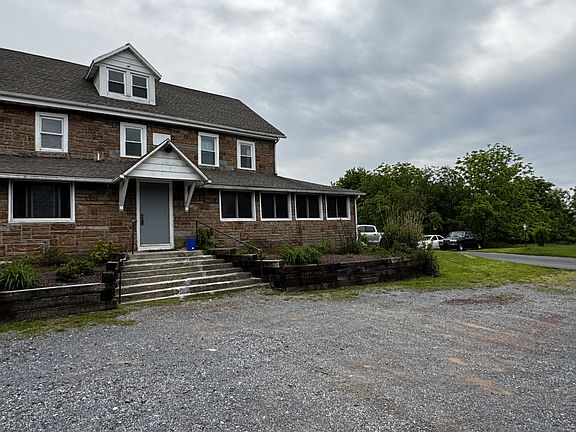 2nd image of 10669 Jonestown Rd #11392824