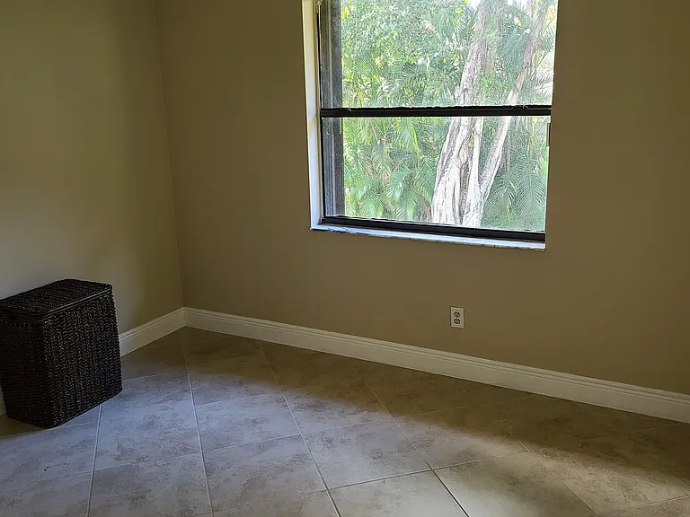9635 NW 4th St #4D — Photo 13