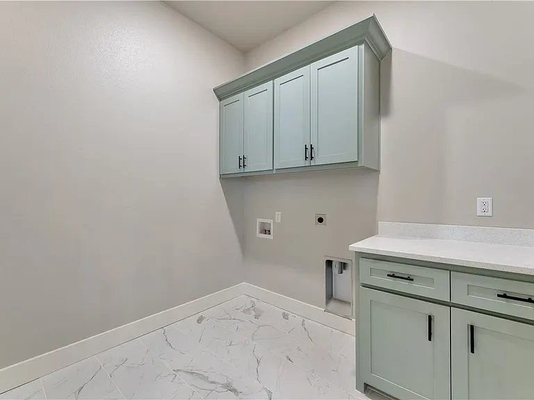 1851 Lotus Rd — Photo 17