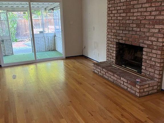 5th image of 2370 La Mirada Dr