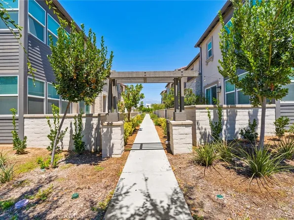 3591 E Moonlight St #21, Ontario, CA 91761