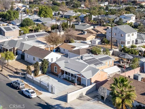 7634 Radford Ave, North Hollywood, CA 91605