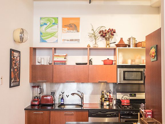 5th image of 970 Kent Ave APT 212