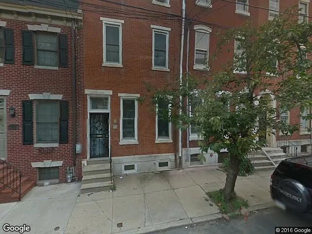 1216 Mount Vernon St photo 1