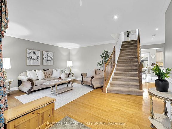 5th image of 5 Ellisson Way