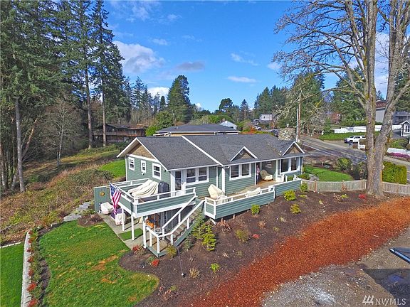 4th image of 4024 Burnham Dr