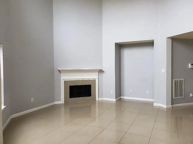 6326 Sunlit Orchard Dr — Photo 5