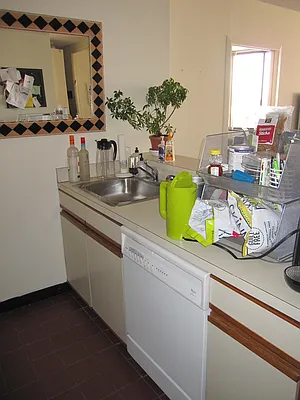 Rented by Newell and Assoc. | media 7