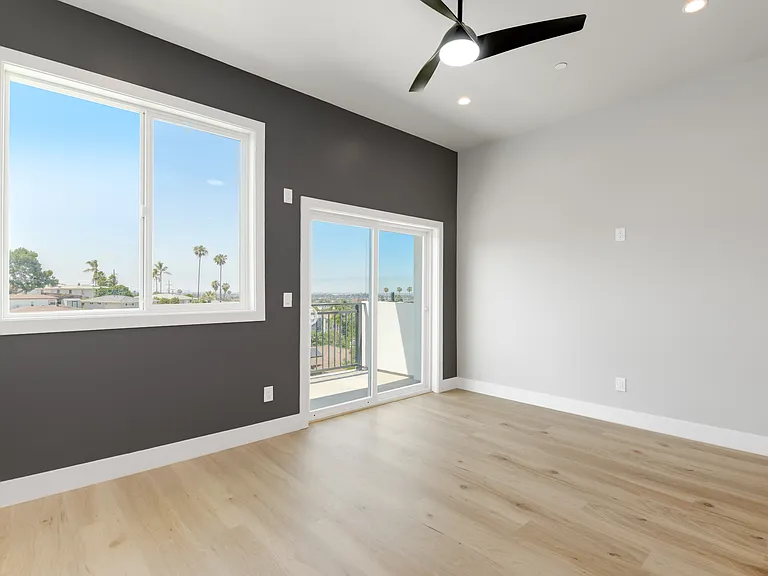 5432 Churchward St — Photo 3