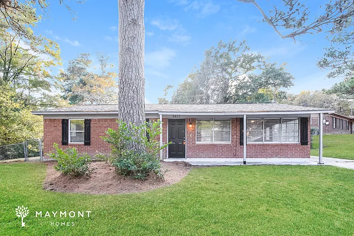 3 bed, 2.0 bath, 1100 sqft, $1,295 — Photo 1
