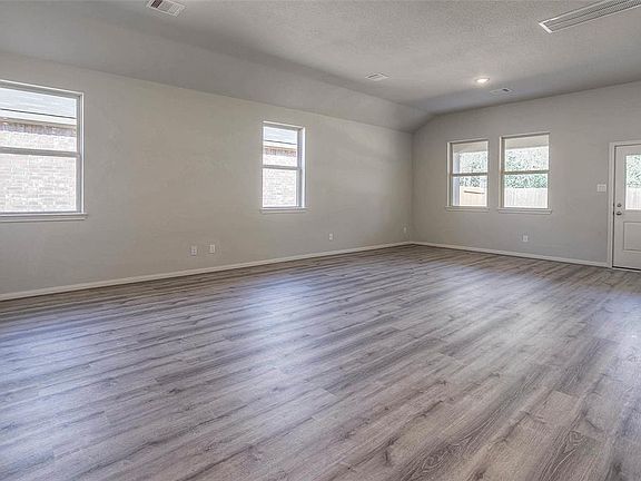 5th image of 418 Terra Vista Cir