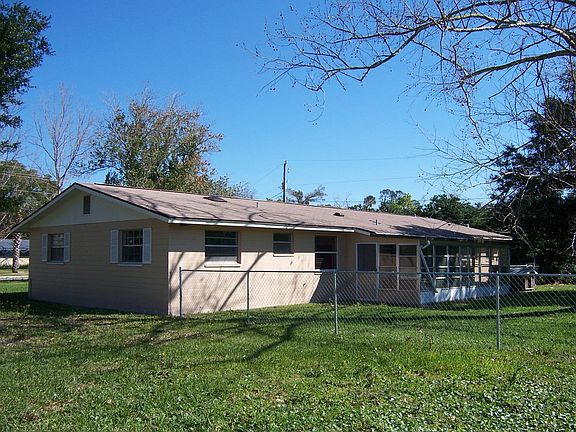 Rear View Enclosed Lani