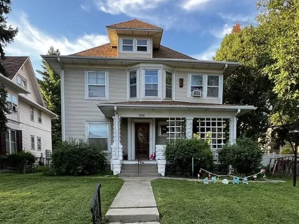 2528 R St #1, Lincoln, NE 68503