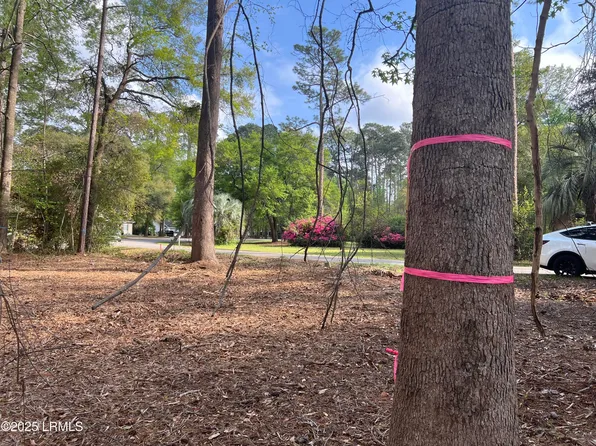 88 Thomas Sumter St, Beaufort, SC 29907