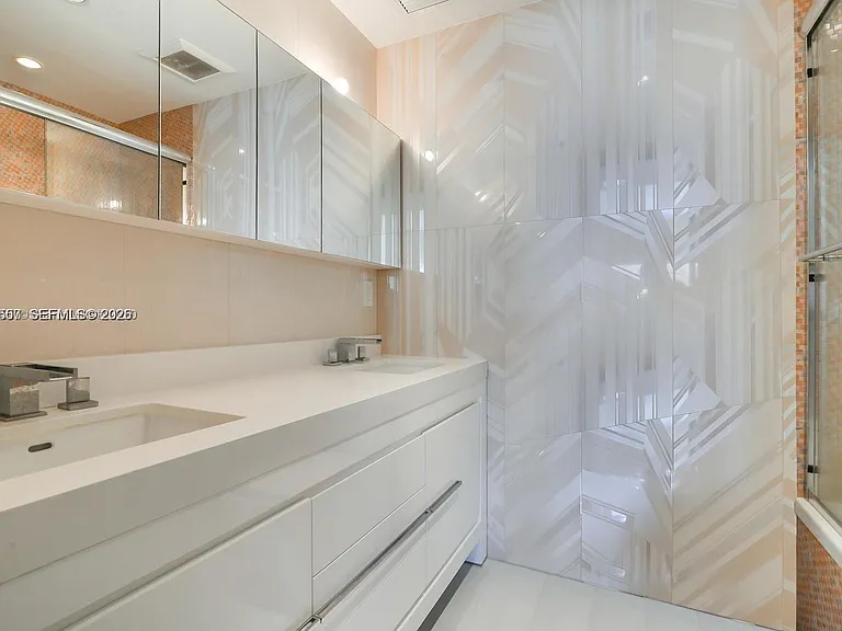 18031 Biscayne Blvd #Penthouse 01 — Photo 10