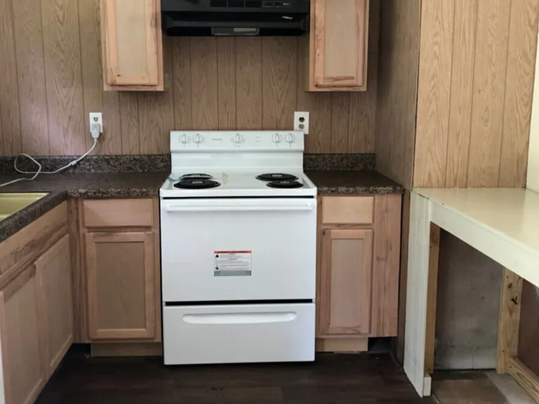 671 E Olive Rd #6 — Photo 7