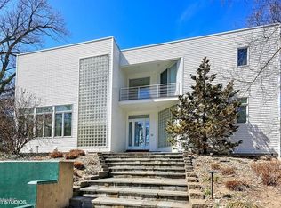 15930 Lake Ave, Union Pier, MI 49129