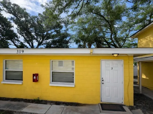 319 Country Club Oval #3, Daytona Beach, FL 32114