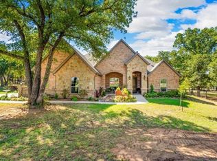 115 Flying Diamond Dr, Springtown, TX 76082