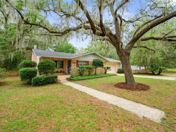 318 SW 40th Ter, Gainesville, FL 32607