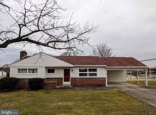 306 Mount Allen Dr, Mechanicsburg, PA 17055