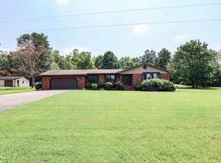 96 Jericho Ln, Calvert City, KY 42029