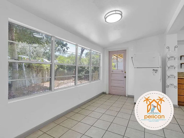 604 W Sunset Ave — Photo 9
