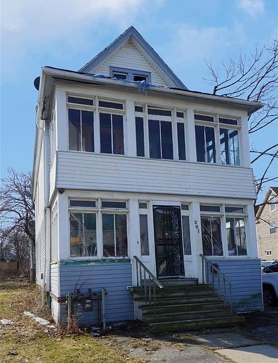 1st image of 281 Winslow Ave