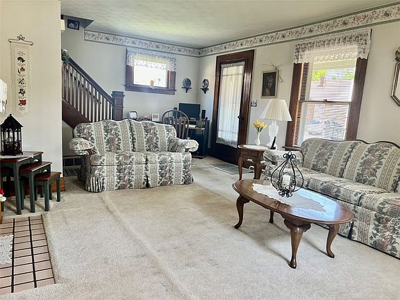 4th image of 3214 Marvin Ave