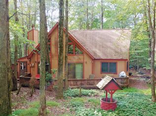 198 Fawn Rd, Pocono Lake, PA 18347