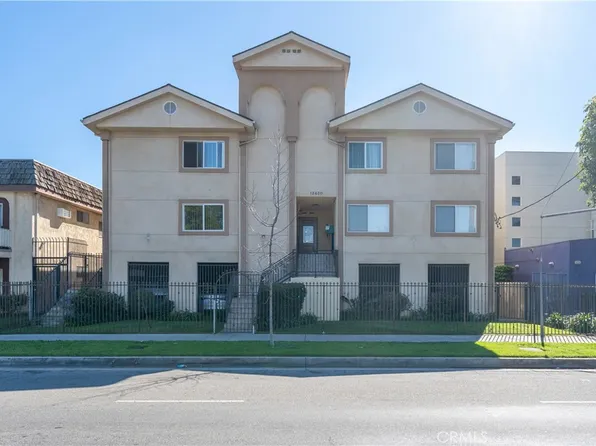 13430 Victory Blvd, Van Nuys, CA 91401