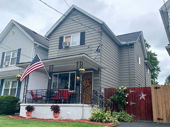 2nd image of 105 Grant St