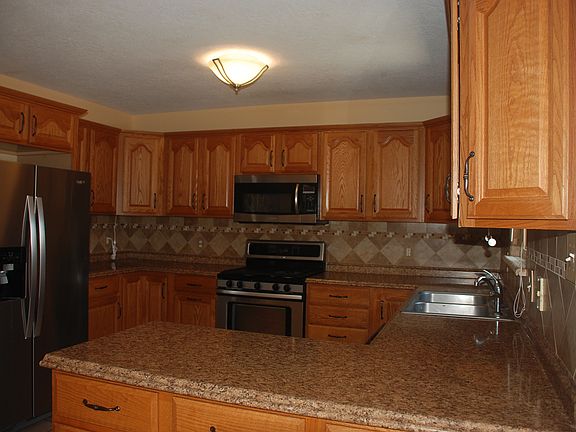 4th image of 1342 Vista Hill Ct SW