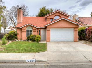 1486 E Solar Ave, Fresno, CA