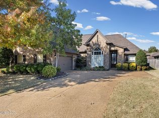 3310 Forest Bend Dr, Southaven, MS 38672