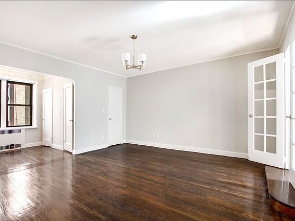 4th image of 205 E 82nd St APT 1G