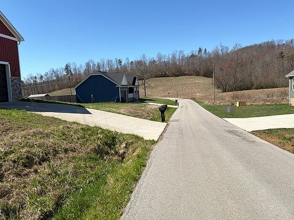 4th image of 941 Pine Hill Brock Rd