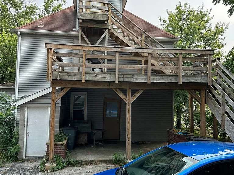 605 E Buchtel Ave — Photo 6