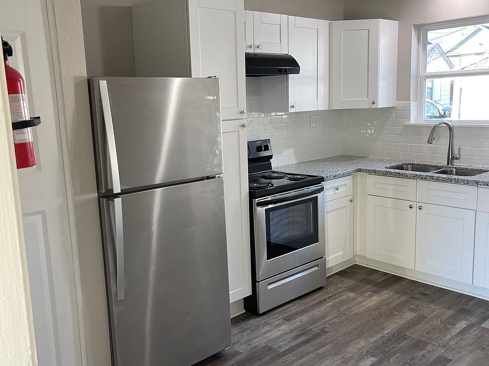 1st image of 2409 & 2411 Avenue G #2409