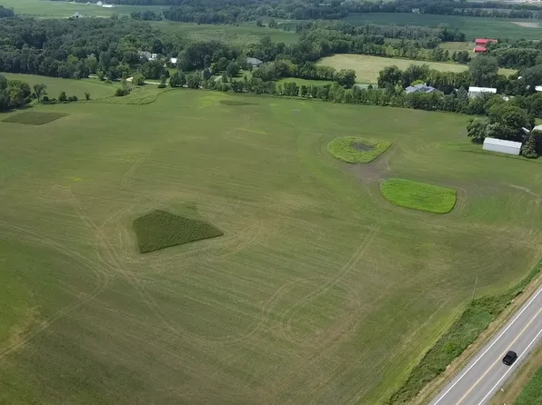 9205 Underhill Ln, Rogers, MN 55374