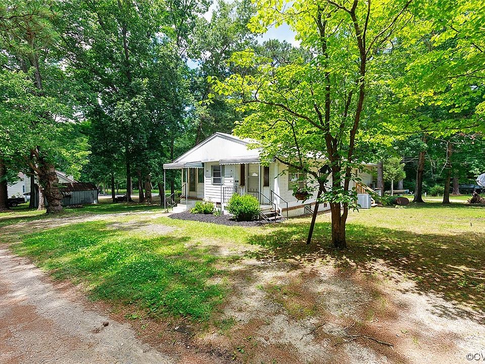 1st image of 388 Grays Creek Ln