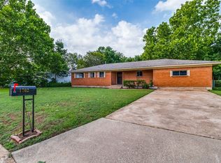 1702 E Mildred St, Sherman, TX 75090