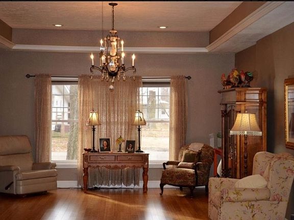 Family Room/ Sitting area 