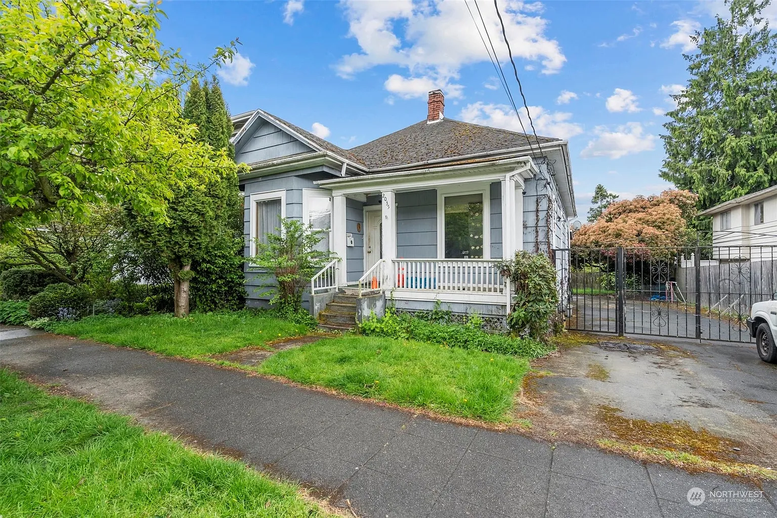 2035 NW 61st Street photo 1