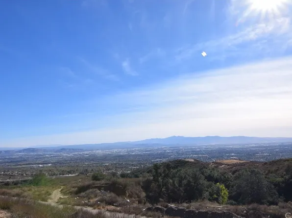 10148 Snowdrop Rd, Rancho Cucamonga, CA 91737