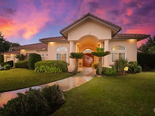 1700 Norwich Way, Bakersfield, CA 93311