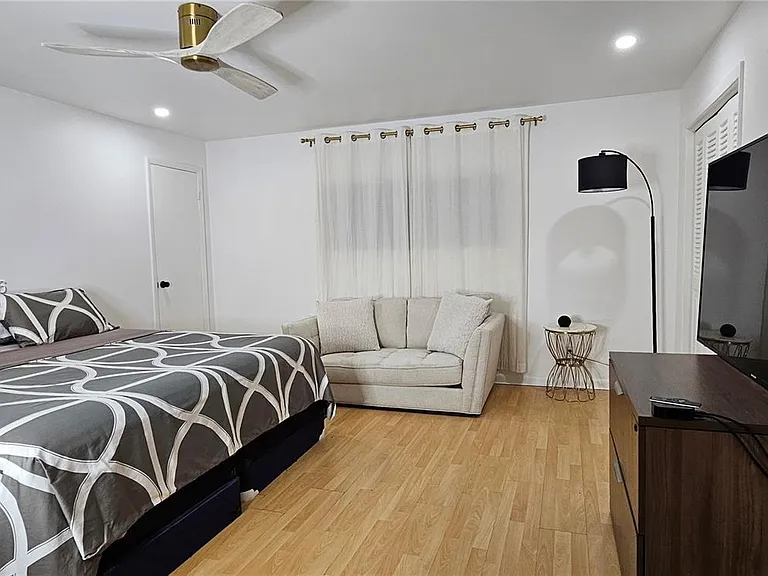 1845 NW 4th Ave #17 — Photo 58